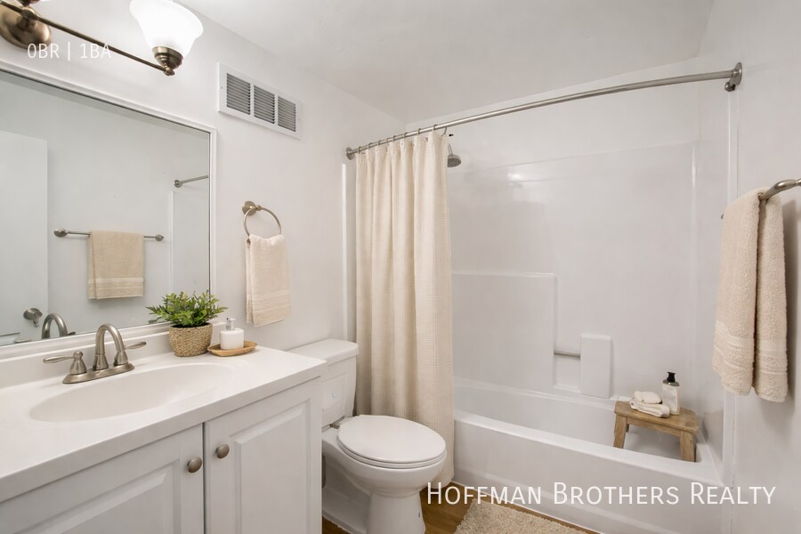 Foto del edificio - 2485 Sawtelle Blvd