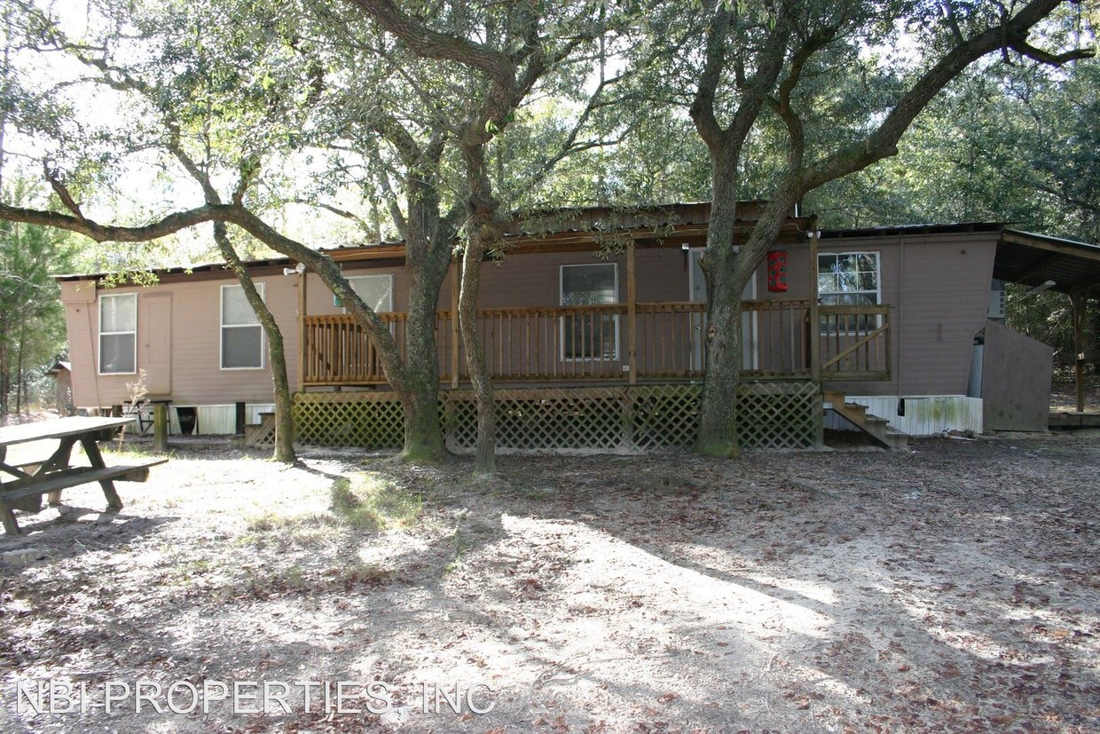2 br, 1 bath House 5595 SAM O'NEAL House for Rent in Baker, FL