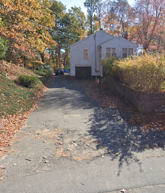 Primary Photo - 1102 East St