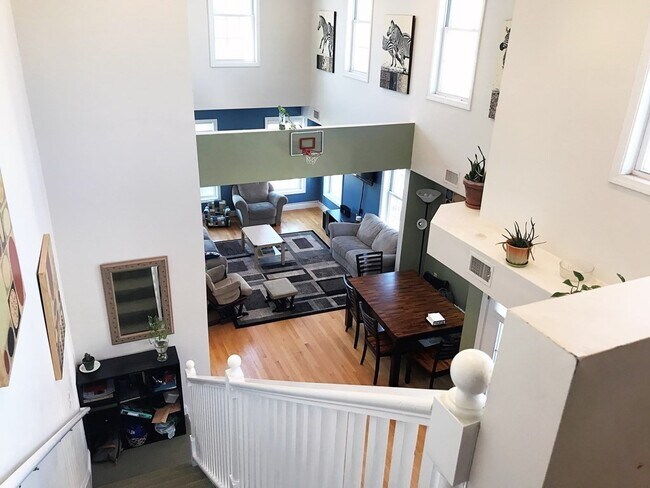 Building Photo - 11 Everett Ave