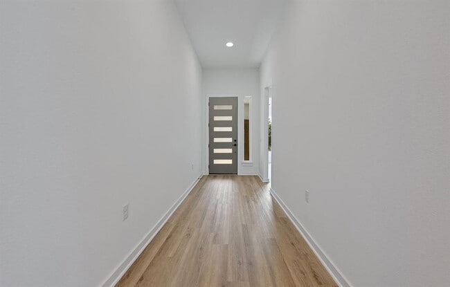 Foto del edificio - 7712 Boyd Hvn Dr