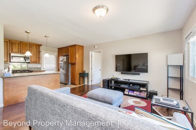 Building Photo - 3 br, 2 bath House - 4776 Moraga Ave.