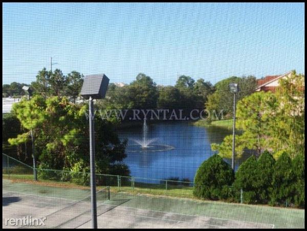 Building Photo - 4142 Central Sarasota Pky