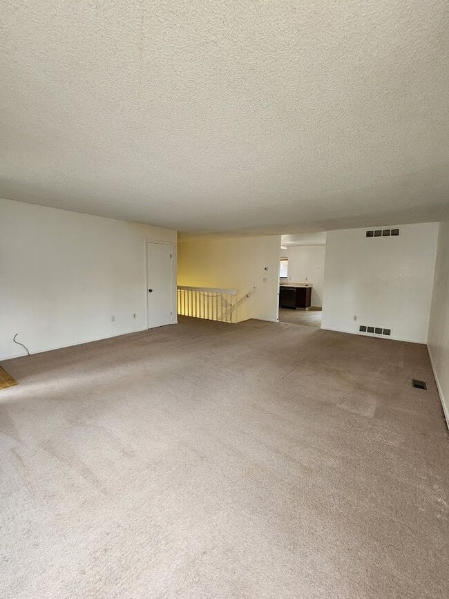 Building Photo - Long Realty & Property Management, LLC - 3...
