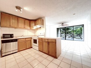 Building Photo - 95-065 Waikalani Dr