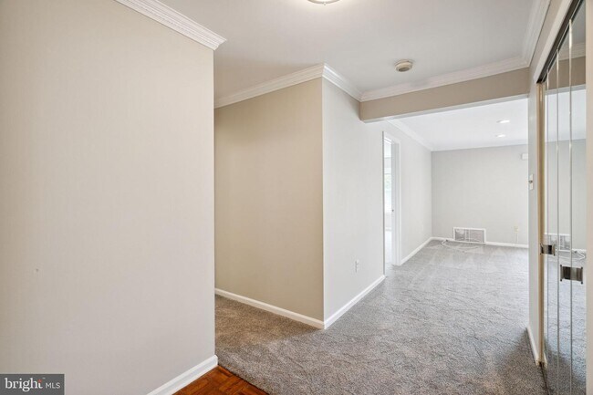 Foto del edificio - 72202 Delaire Landing Rd