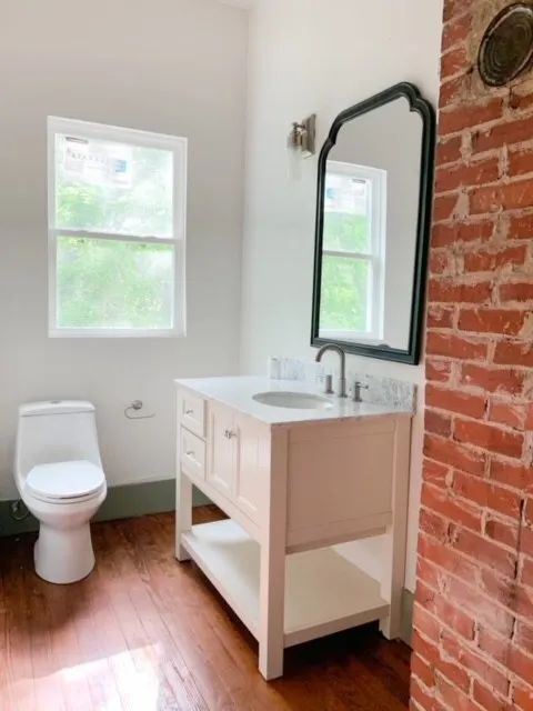 Foto del edificio - "Charming 3-Bed, 2-Bath Retreat with 1,333...