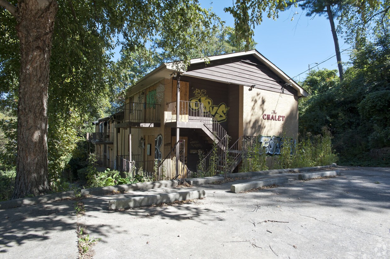 Primary Photo - The Chalet