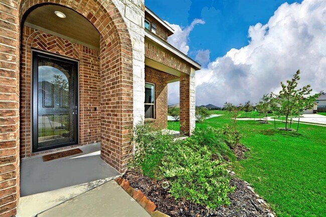 Building Photo - 14011 Wedgewood Lakes Ct