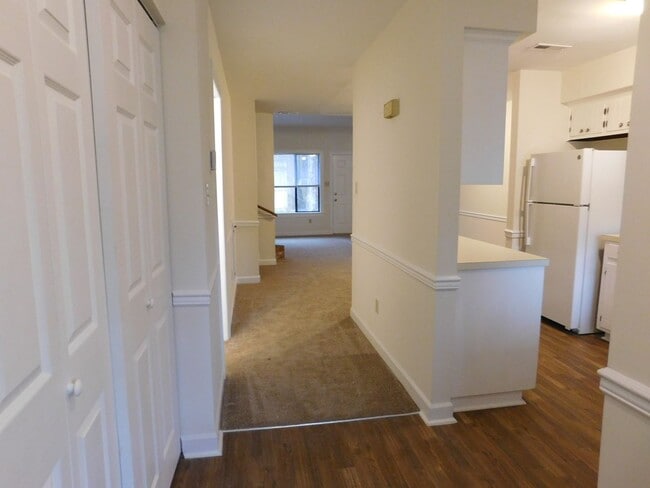 Building Photo - 1509 College Way