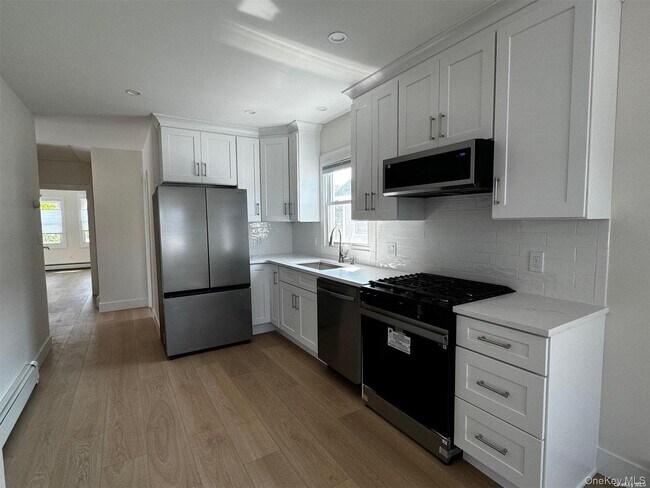 Foto del edificio - 253 W Market St