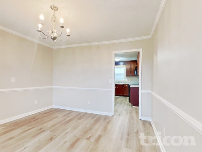 Building Photo - 4 Stratus Ln