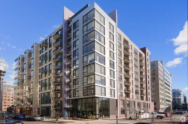 Building Photo - 37 L St SE