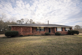 Building Photo - 2161 Daniells Bridge Rd