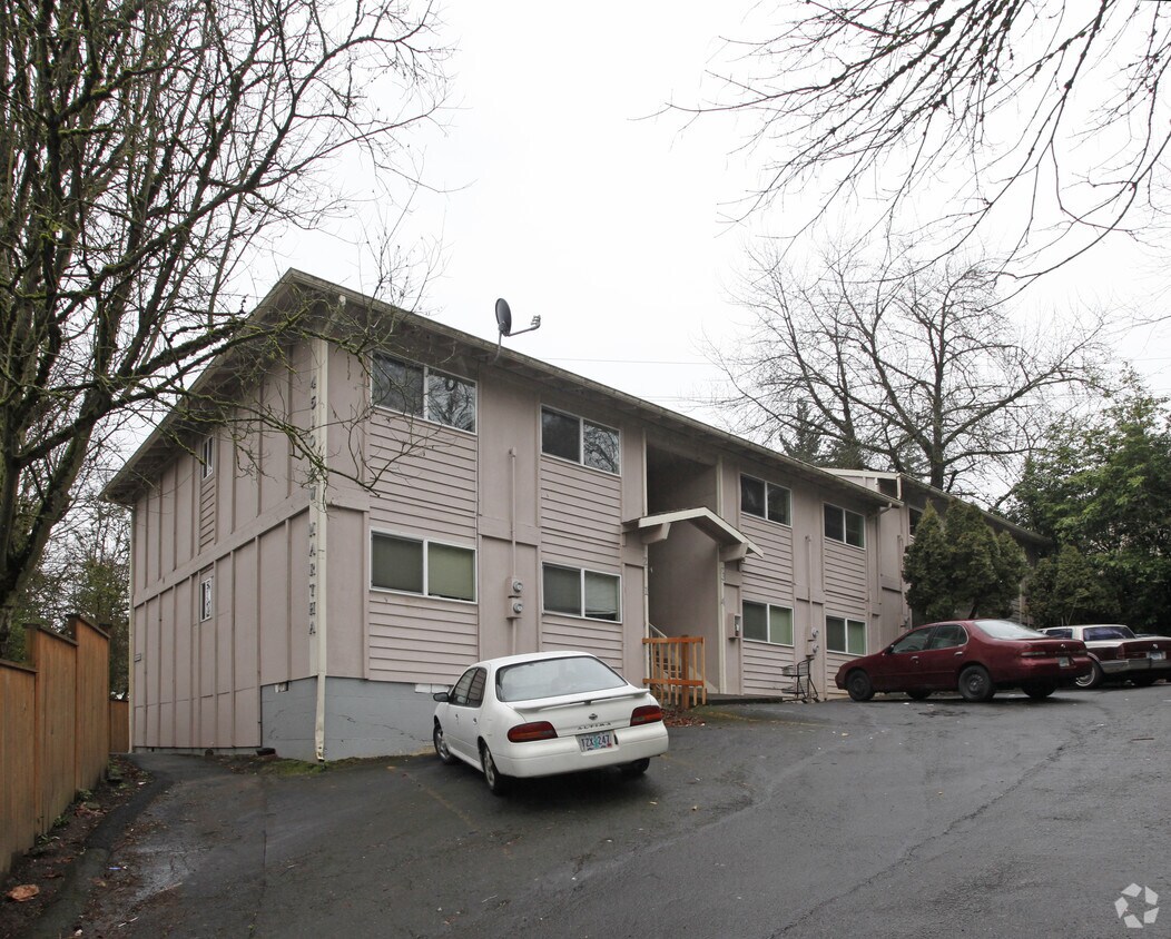 Primary Photo - 4510 SW Martha St