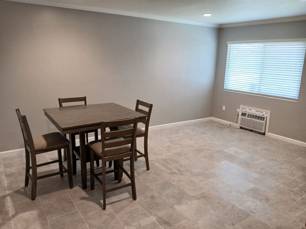 Foto del edificio - 580 W Shamrock St