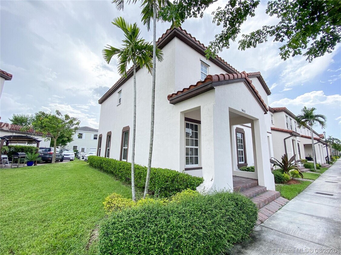 9480 SW 171st Ave, Miami, FL 33196 Townhome Rentals in Miami FL