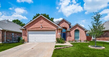 Building Photo - 10813 Nantucket Dr
