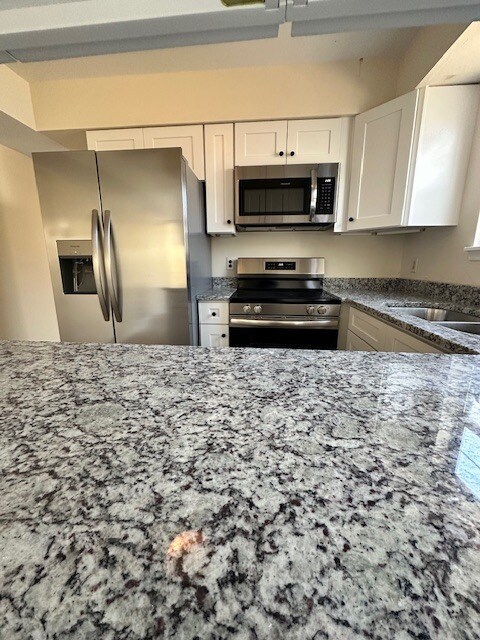 Foto del edificio - 1704 Minnows Ct