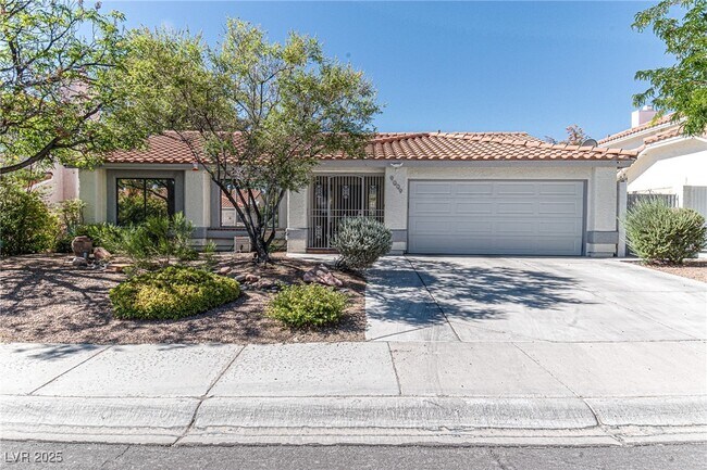 Foto del edificio - 9009 Feather River Ct