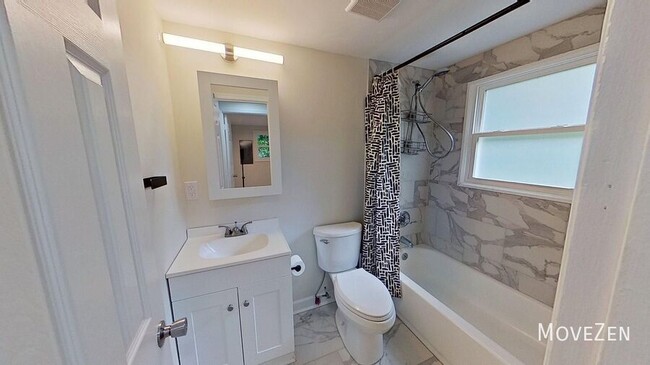 Building Photo - 2625 Booker Ave