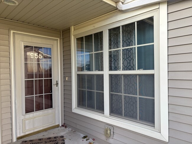 Foto del edificio - 955 Buckingham Dr