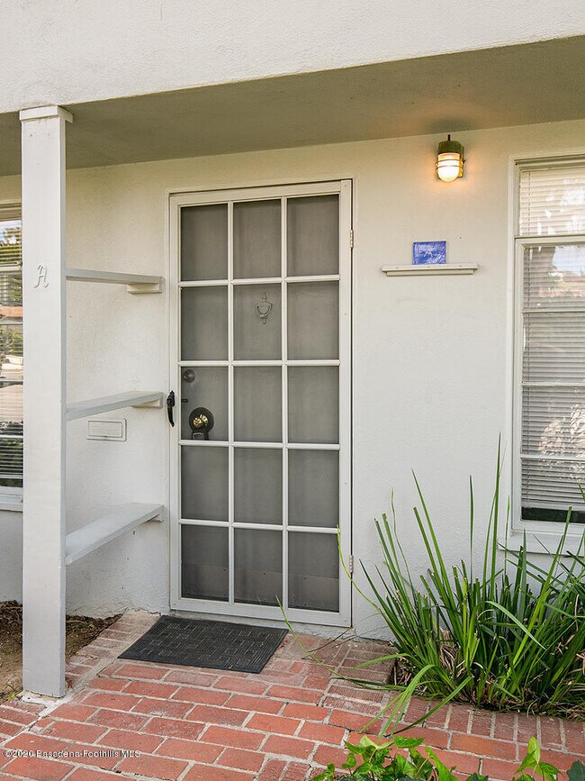 Foto del edificio - 7305 College Ave