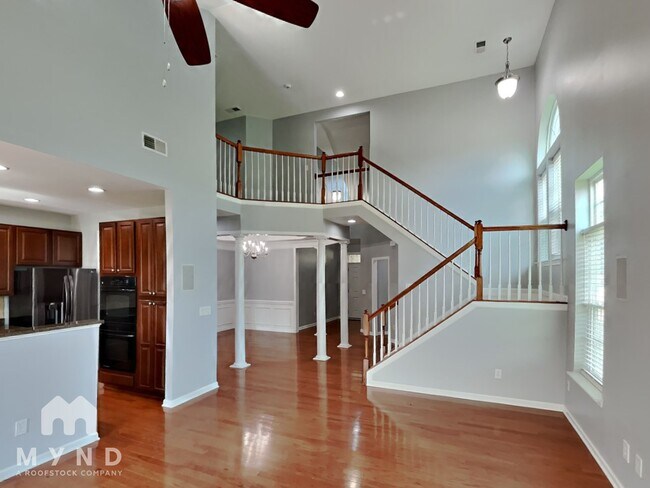 Foto del edificio - 606 Shoreline Blvd