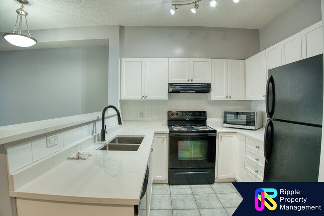 Photo du bâtiment - 333 Taravista Dr NE