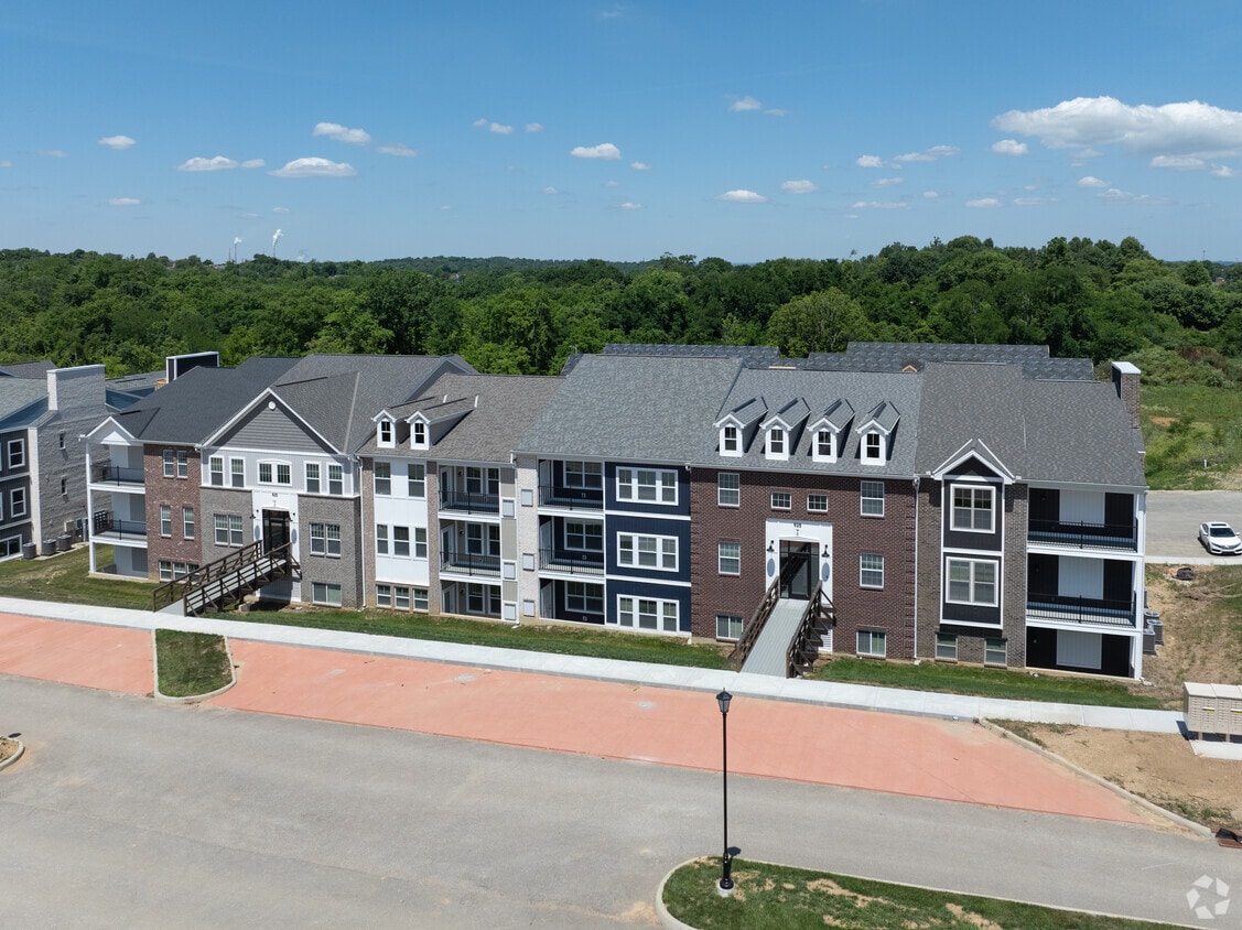 Hamlet on the Bend Apartments in Hebron, KY
