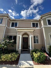 Building Photo - 1030 SE 23rd Terrace