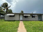 Foto principal - 300 SW 9th Ave