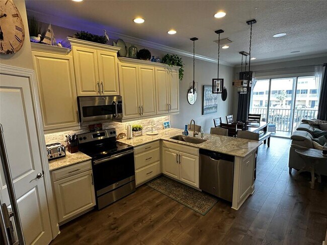 Building Photo - 6072 Moorings Dr S