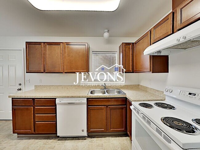Foto del edificio - 506 E 3rd Ave