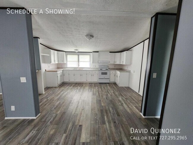Foto del edificio - 4614 E Old Trail Rd
