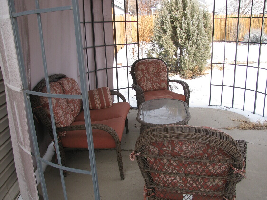 Foto del edificio - 1414 Rood Ave