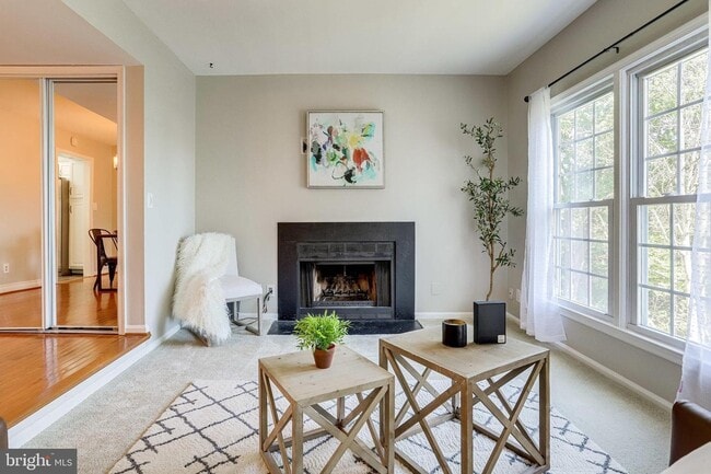 Foto del edificio - 2911 S Woodstock St