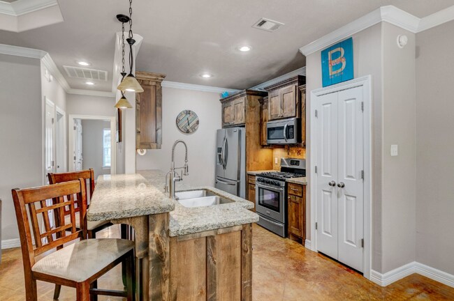 Foto del edificio - 6407 Norwood St