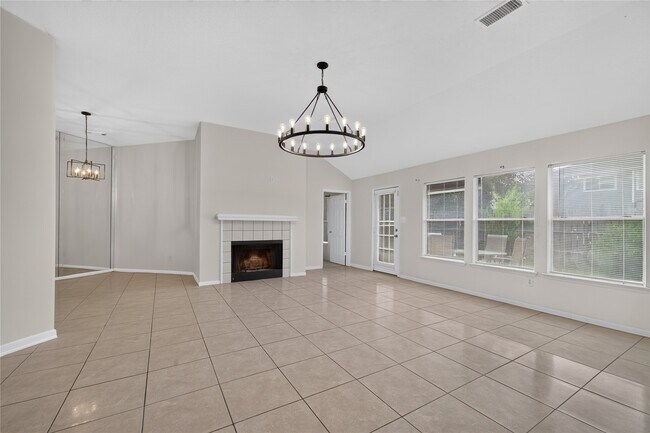 Foto del edificio - 19635 Vernier Woods Ln