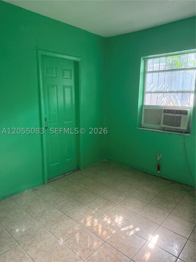 Foto del edificio - 1757 NW 47th St