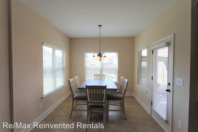 Building Photo - 5 br, 4 bath House - 1403 Calumet Dr.