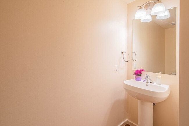 Building Photo - 44 W Monroe St