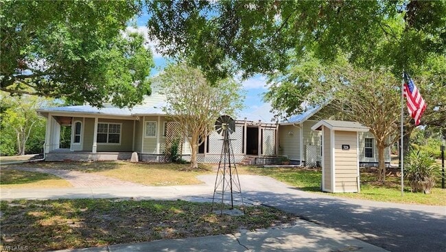 Building Photo - 3226 Van Buren Ave