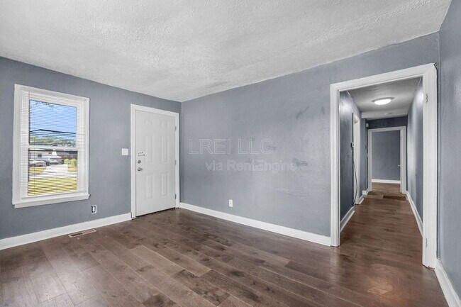 Foto del edificio - 1443 S 32nd St