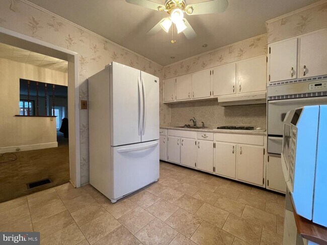 Foto del edificio - 2538 E Clearfield St