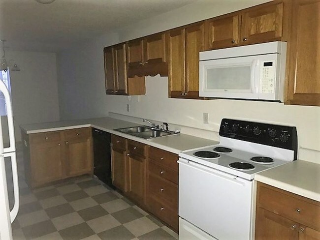 Building Photo - 4001 Elkin Ridge Dr