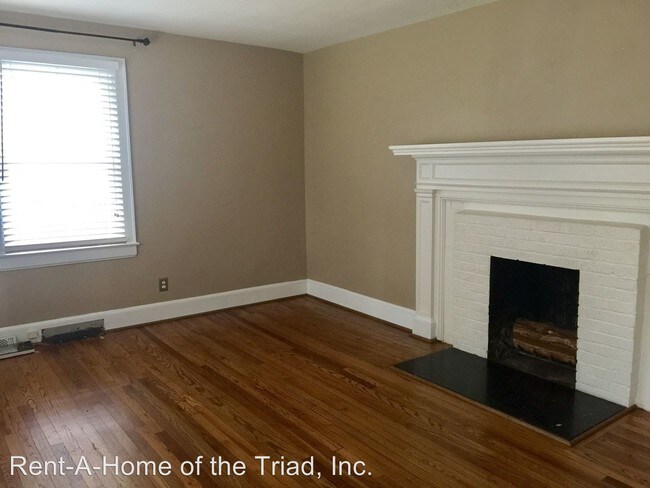 Building Photo - 3 br, 2 bath House - 1915 Independence Drive