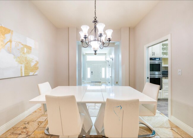 Foto del edificio - 585 E Chesapeake Cir