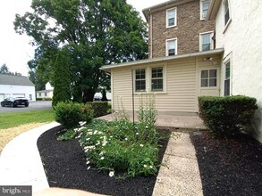 Building Photo - 1926 Hilltown Pike