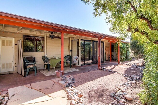 Foto del edificio - 2341 S Lazy A Pl